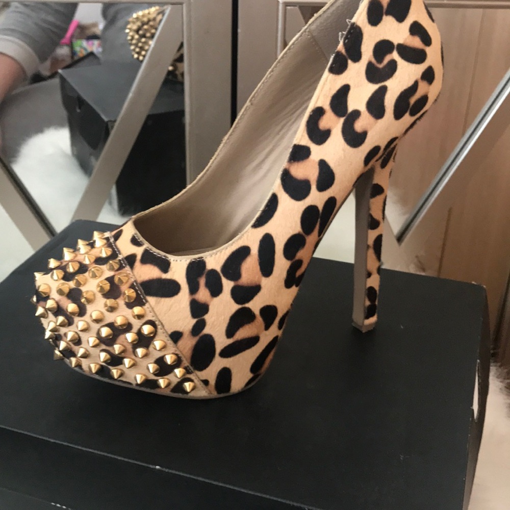 Steve Madden cow fur